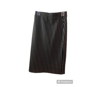 Women’s A-line Black And White Striped Skirt Size L